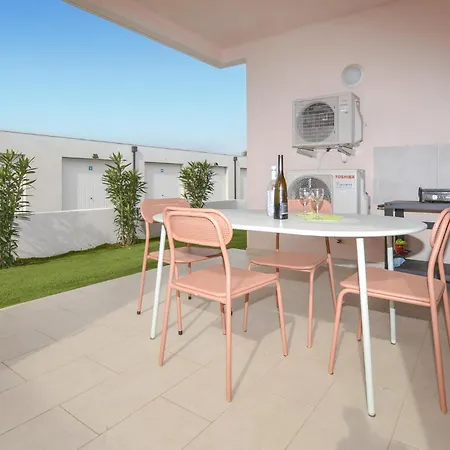 2 Bedroom Stunning In