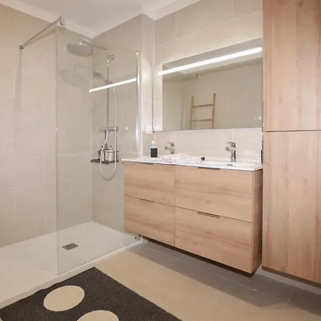 2 Bedroom Stunning In Folelli
